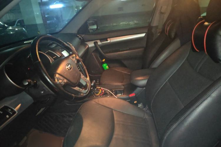 Used Kia Sorento 2013 2.4L 7-Seater Gasoline Luxury Version China IV Standard Left Front Seat