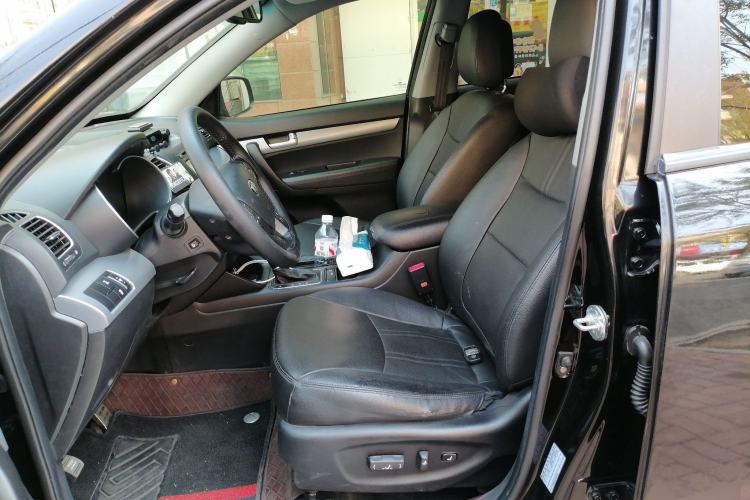 Used Kia Sorento 2013 2.2T 5-Seater Diesel Supreme Edition Left Front Seat