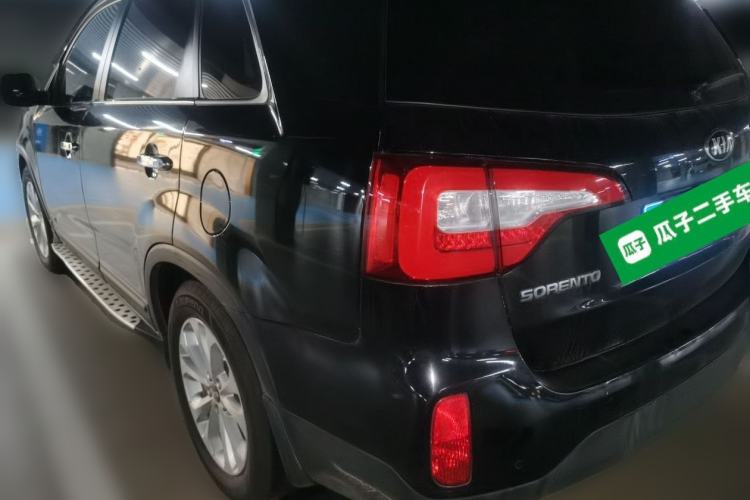 Used Kia Sorento 2013 2.4L 5-Seater Gasoline Supreme Edition Rear Left 45 Deg
