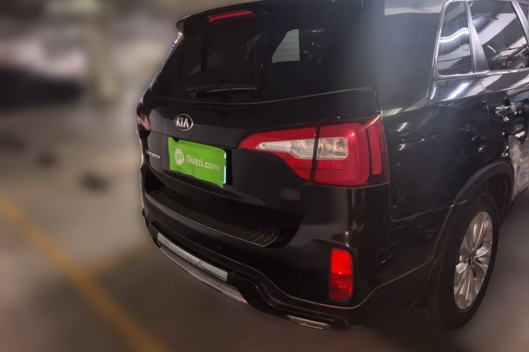 Used Kia Sorento 2013 2.4L 7-Seater Gasoline Comfort Version China IV Standard Rear