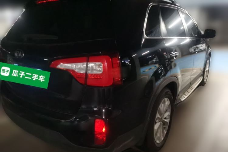Used Kia Sorento 2013 2.4L 5-Seater Gasoline Supreme Edition Rear Right 45 Deg