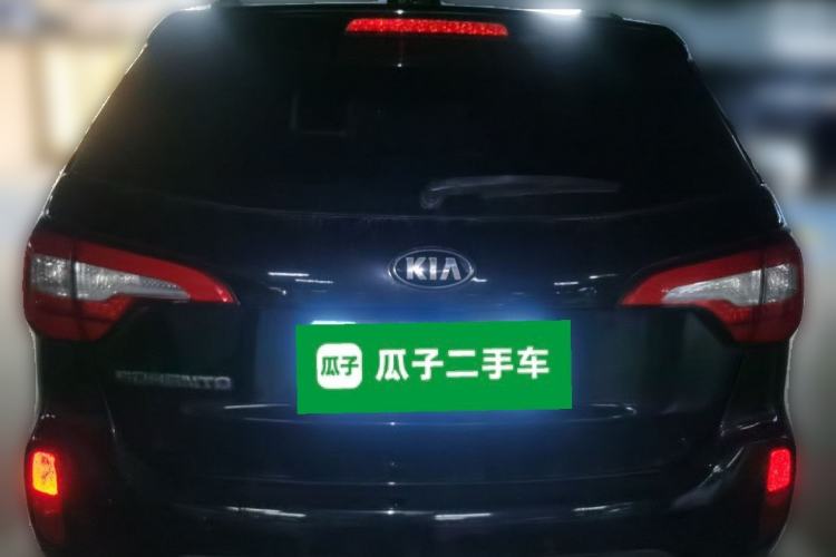 Used Kia Sorento 2013 2.4L 5-Seater Gasoline Supreme Edition Rear
