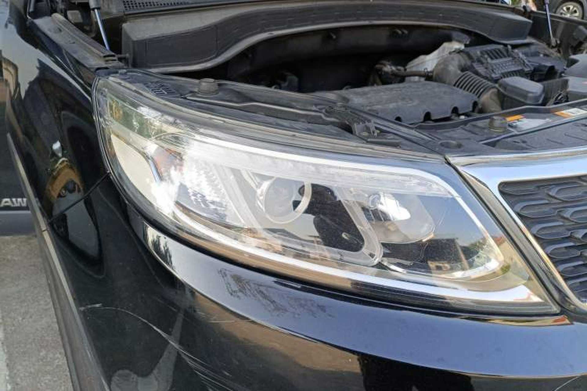 Used Kia Sorento 2013 2.4L 5-seat Gasoline Luxury Edition Right Front Headlight