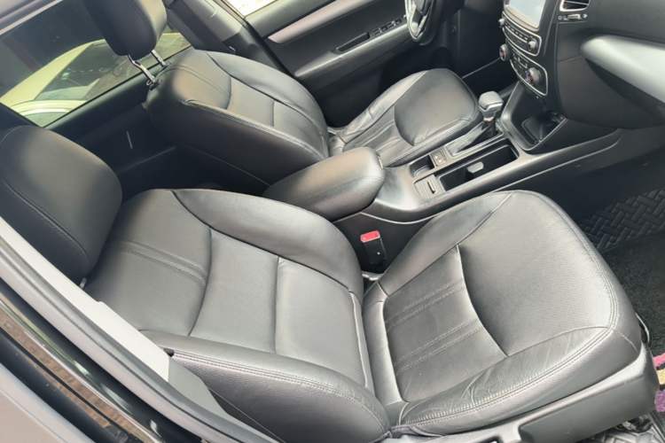 Used Kia Sorento 2013 2.4L 7-seat Gasoline Luxury Edition Right Front Seat
