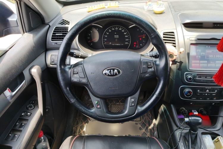 Used Kia Sorento 2013 2.2T 5-Seater Diesel Luxury Edition Steering Wheel