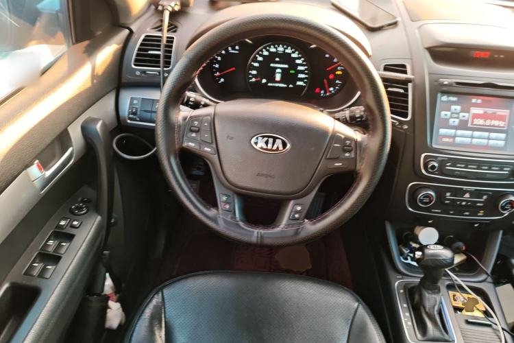 Used Kia Sorento 2013 2.2T 7-seat Diesel Luxury Edition Steering Wheel