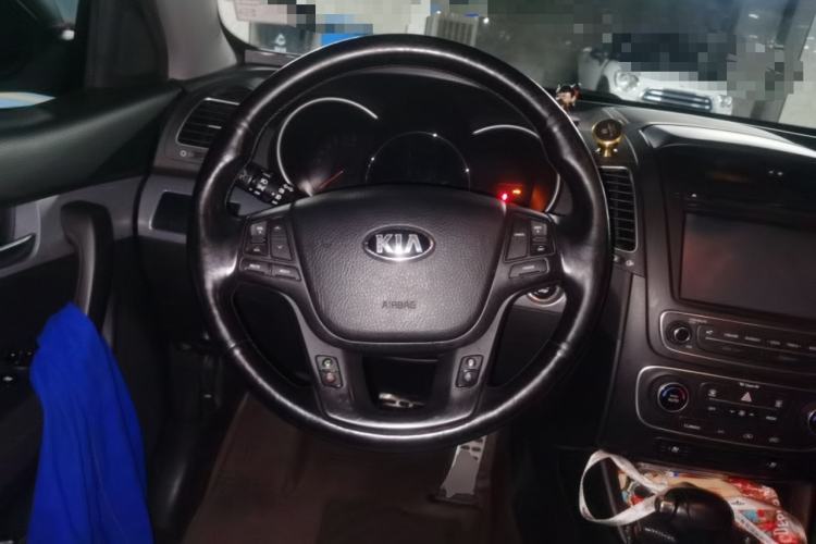 Used Kia Sorento 2013 2.4L 5-Seater Gasoline Supreme Edition Steering Wheel