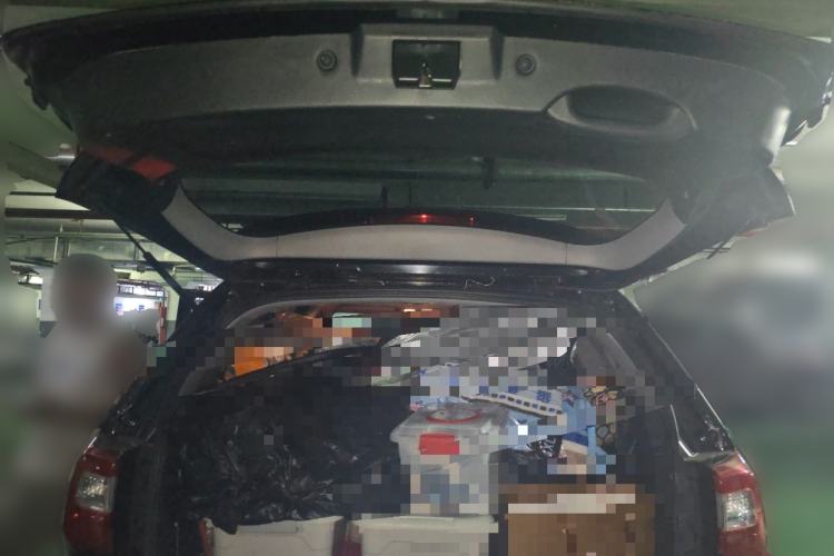 Used Kia Sorento 2013 2.4L 7-Seater Gasoline Luxury Version China IV Standard Trunk