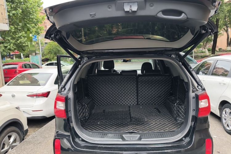 Used Kia Sorento 2013 2.4L 7-seat Gasoline Luxury Edition Trunk