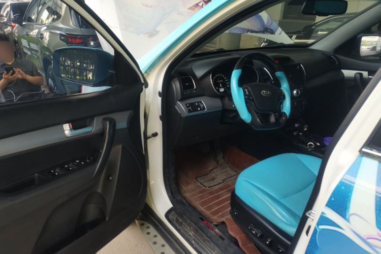 Used Kia Sorento 2013 2.4L 7-Seater Gasoline Luxury Version China IV Standard Driver Seat