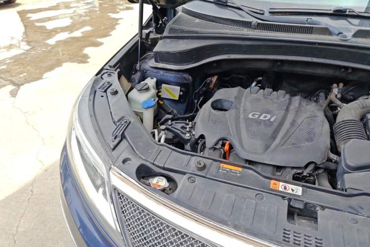 Used Kia Sorento 2013 2.4L 7-Seater Gasoline Comfort Edition China V Standard Engine Bay Right