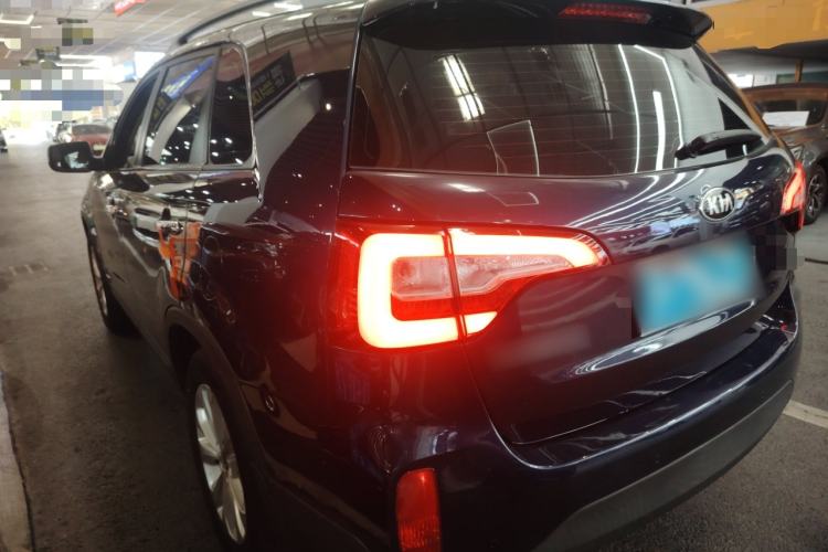 Used Kia Sorento 2013 2.4L 5-Seater Gasoline Comfort Version China IV Standard Exterior 2