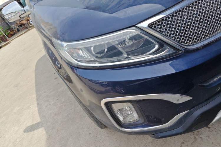 Used Kia Sorento 2013 2.4L 7-Seater Gasoline Comfort Edition China V Standard Right Front Headlight