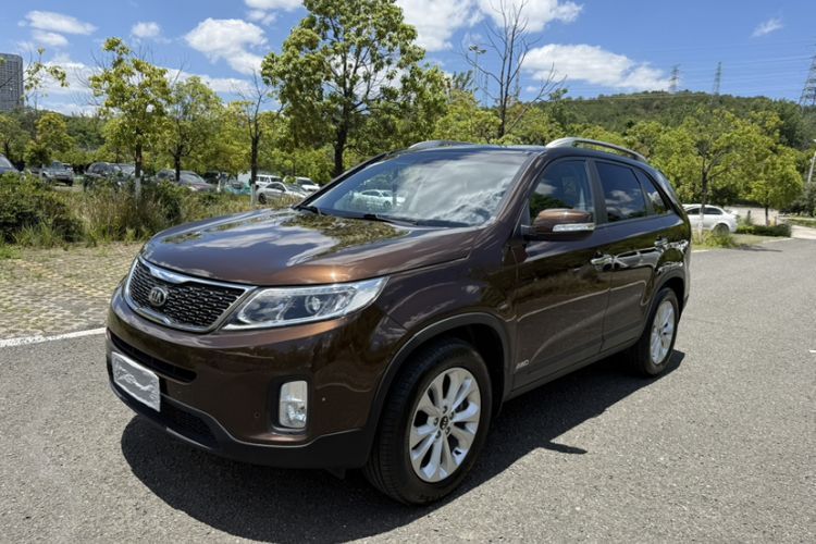Used Kia Sorento 2013 2.2T 7-seat Diesel Luxury Edition Guazi used car, China used car export, Used car for sale, Used cars, Cheapest cars for sale