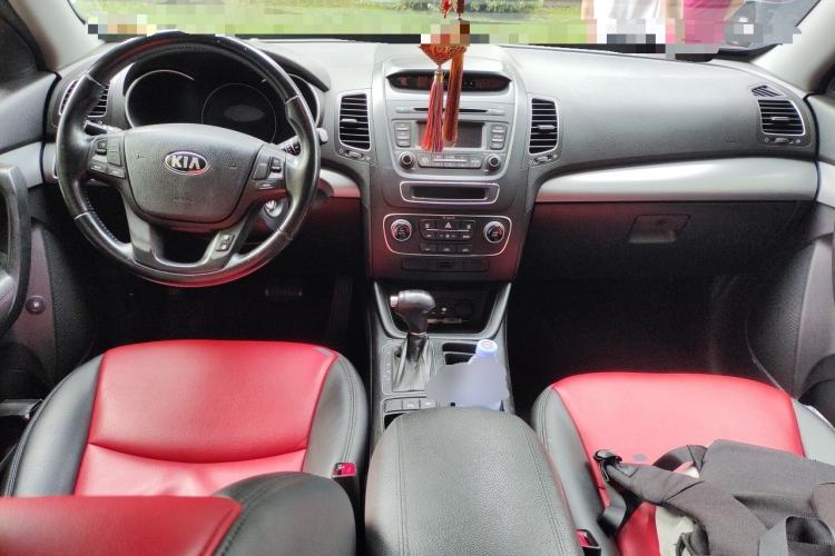 Used Kia Sorento 2013 2.4L 5-Seater Gasoline Comfort Version China IV Standard Center Console