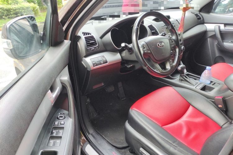Used Kia Sorento 2013 2.4L 5-Seater Gasoline Comfort Version China IV Standard Driver Seat