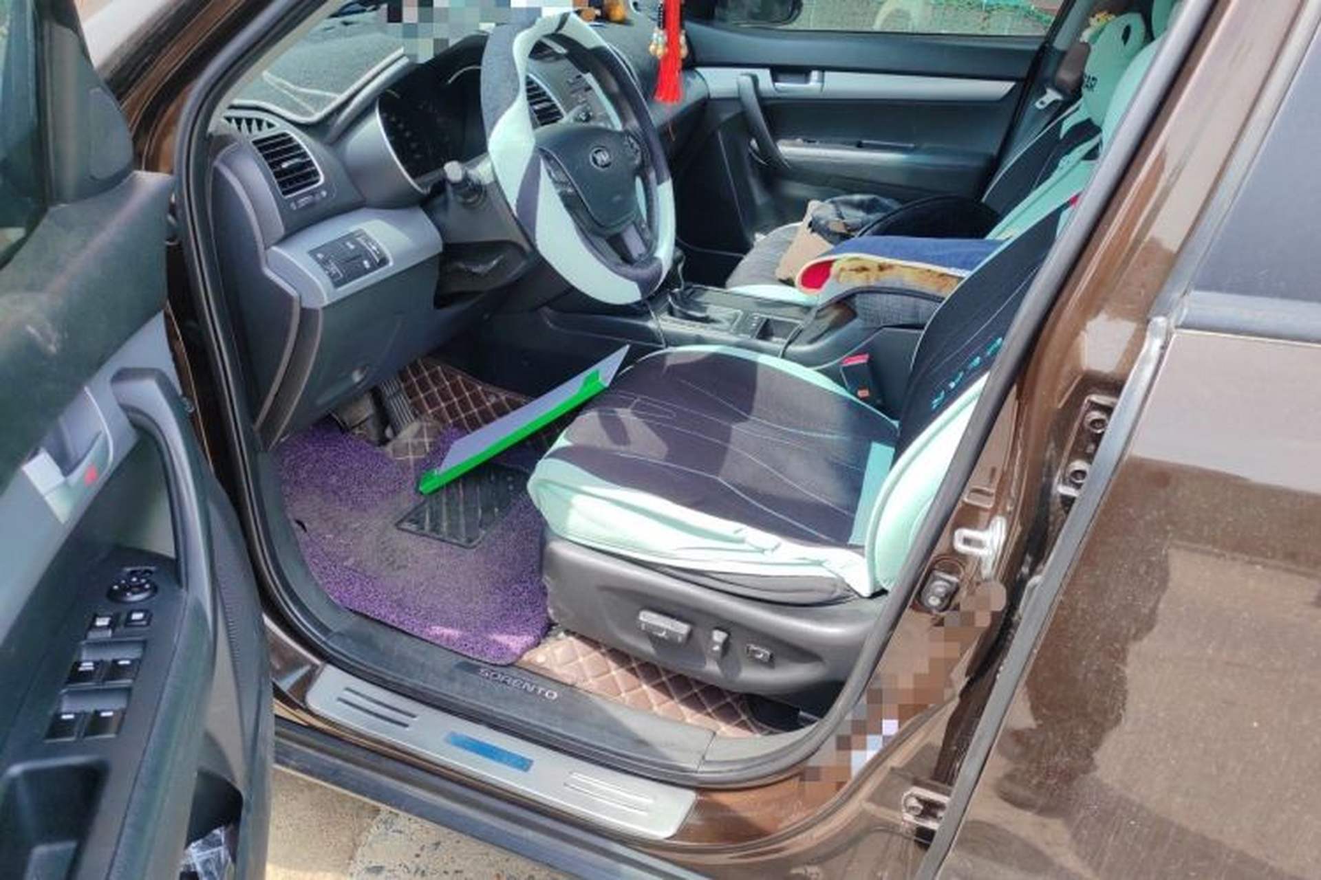 Used Kia Sorento 2013 2.4L 7-Seater Gasoline Comfort Edition China V Standard Driver Seat