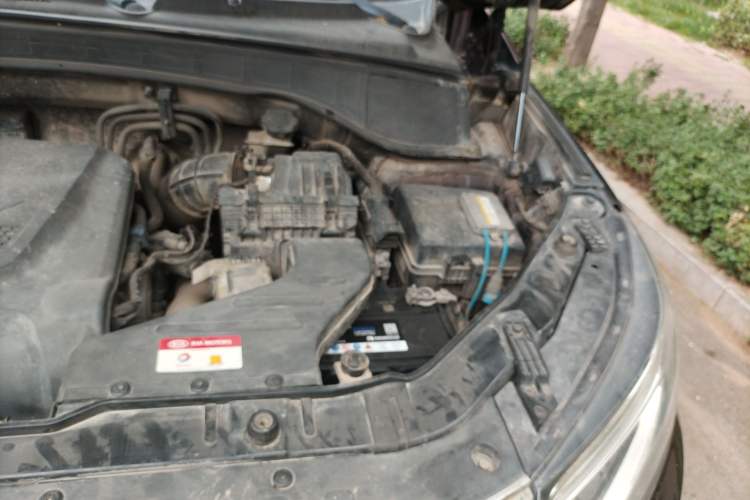 Used Kia Sorento 2013 2.2T 7-seat Diesel Luxury Edition Engine Bay Left