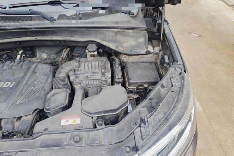 Used Kia Sorento 2013 2.4L 5-Seater Gasoline Luxury Version China IV Standard Engine Bay Left