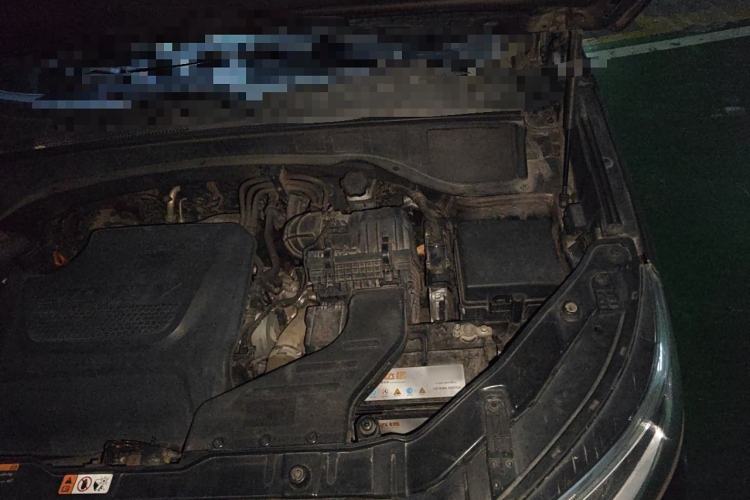 Used Kia Sorento 2013 2.2T 7-seat Diesel Luxury Edition Engine Bay Left