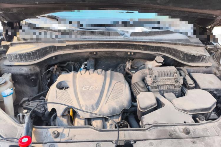 Used Kia Sorento 2013 2.4L 5-Seater Gasoline Comfort Version China IV Standard Engine Bay