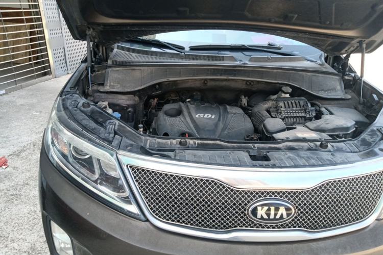 Used Kia Sorento 2013 2.4L 5-Seater Gasoline Comfort Version China IV Standard Engine Bay Right