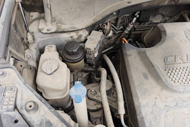 Used Kia Sorento 2013 2.2T 7-seat Diesel Luxury Edition Engine Bay Right