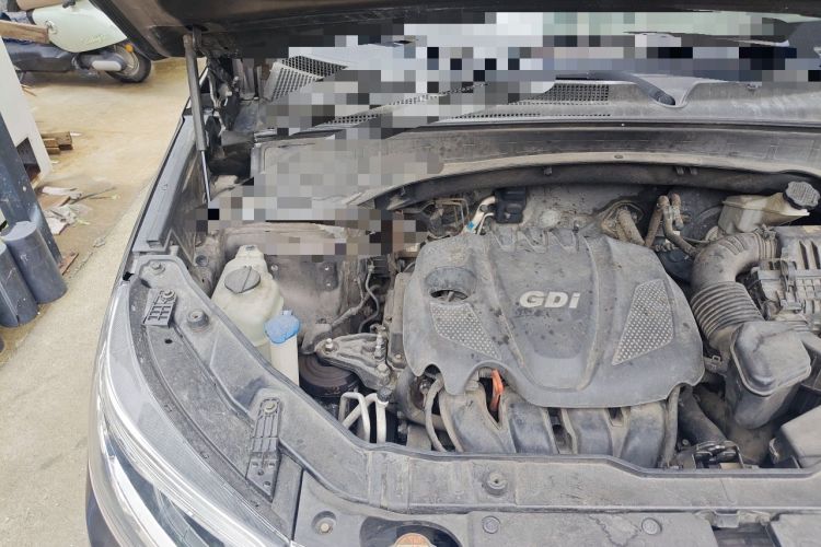 Used Kia Sorento 2013 2.4L 5-Seater Gasoline Luxury Version China IV Standard Engine Bay Right