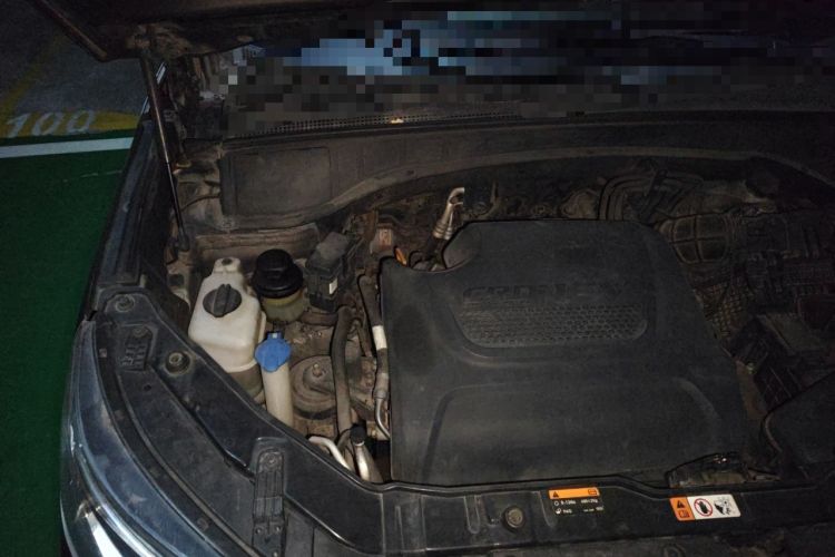 Used Kia Sorento 2013 2.2T 7-seat Diesel Luxury Edition Engine Bay Right
