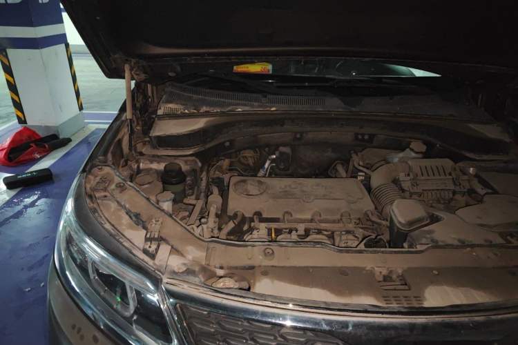 Used Kia Sorento 2013 2.4L 7-seat Gasoline Luxury Edition Engine Bay Right