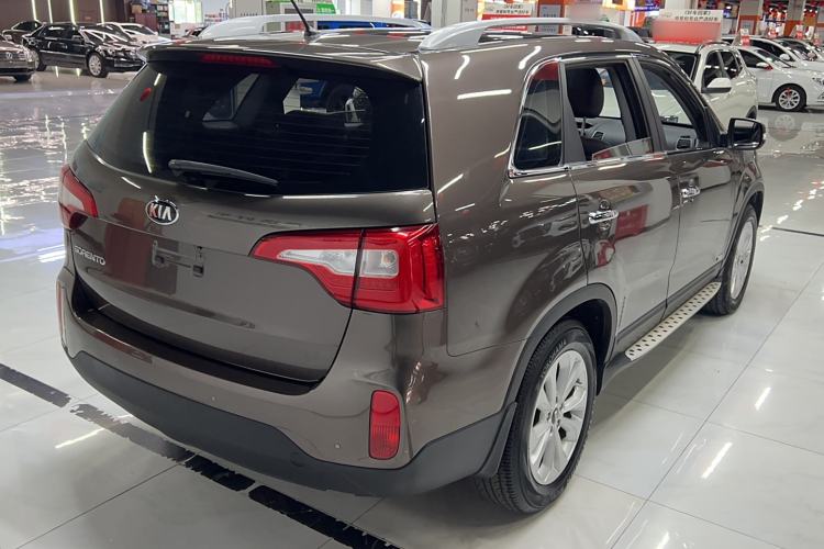 Used Kia Sorento 2013 2.4L 7-seat Gasoline Comfort Edition Exterior 3