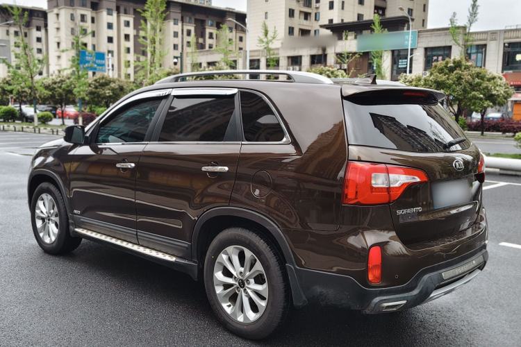 Used Kia Sorento 2013 2.4L 7-seat Gasoline Luxury Edition Exterior 3