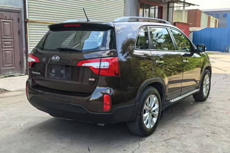 Used Kia Sorento 2013 2.4L 5-Seater Gasoline Comfort Version China IV Standard Exterior 4