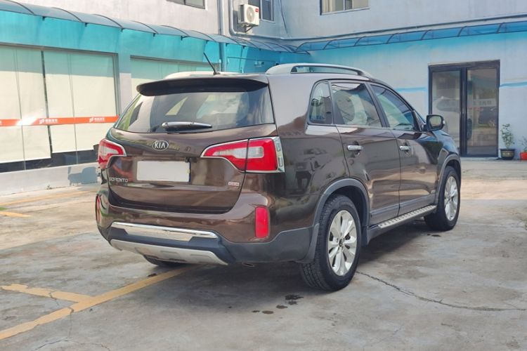 Used Kia Sorento 2013 2.4L 7-Seater Gasoline Comfort Version China IV Standard Exterior 5