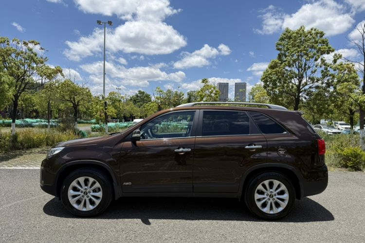 Used Kia Sorento 2013 2.2T 7-seat Diesel Luxury Edition Exterior 6