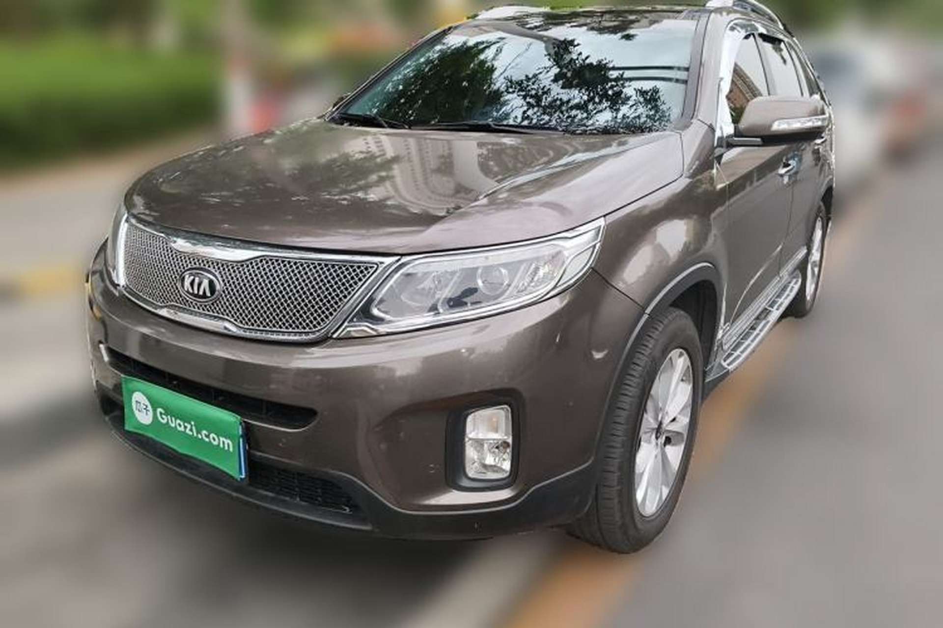 Used Kia Sorento 2013 2.4L 7-seat Gasoline Luxury Edition Front Left 45 Deg