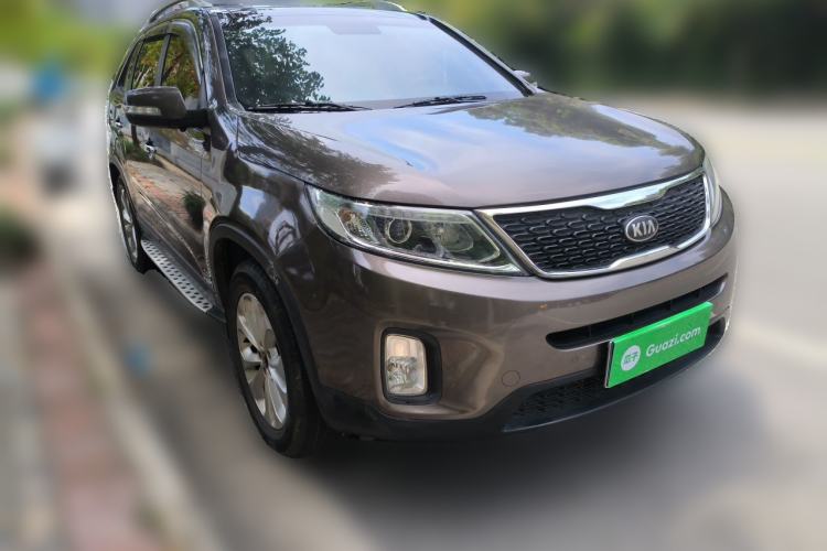 Used Kia Sorento 2013 2.4L 7-Seater Gasoline Luxury Version China IV Standard Front Right 45 Deg