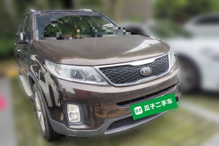 Used Kia Sorento 2013 2.4L 5-Seater Gasoline Comfort Version China IV Standard Front Right 45 Deg