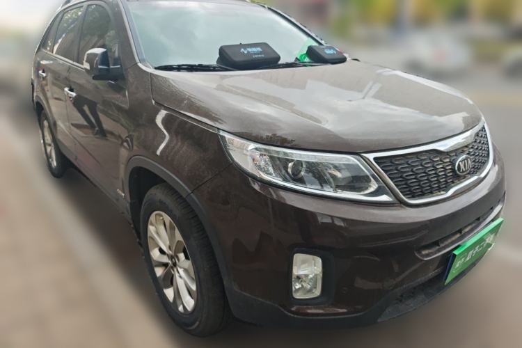 Used Kia Sorento 2013 2.4L 5-Seater Gasoline Comfort Version China IV Standard Front Right 45 Deg