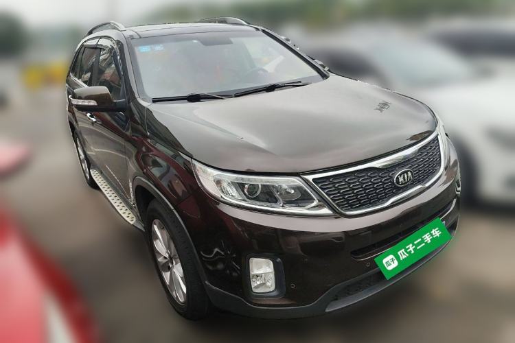 Used Kia Sorento 2013 2.4L 7-Seater Gasoline Luxury Version China IV Standard Front Right 45 Deg
