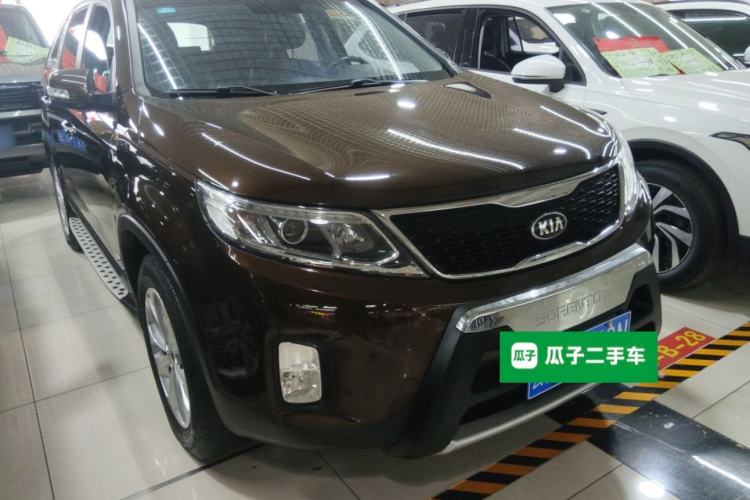 Used Kia Sorento 2013 2.2T 7-seat Diesel Comfort Edition Front Right 45 Deg