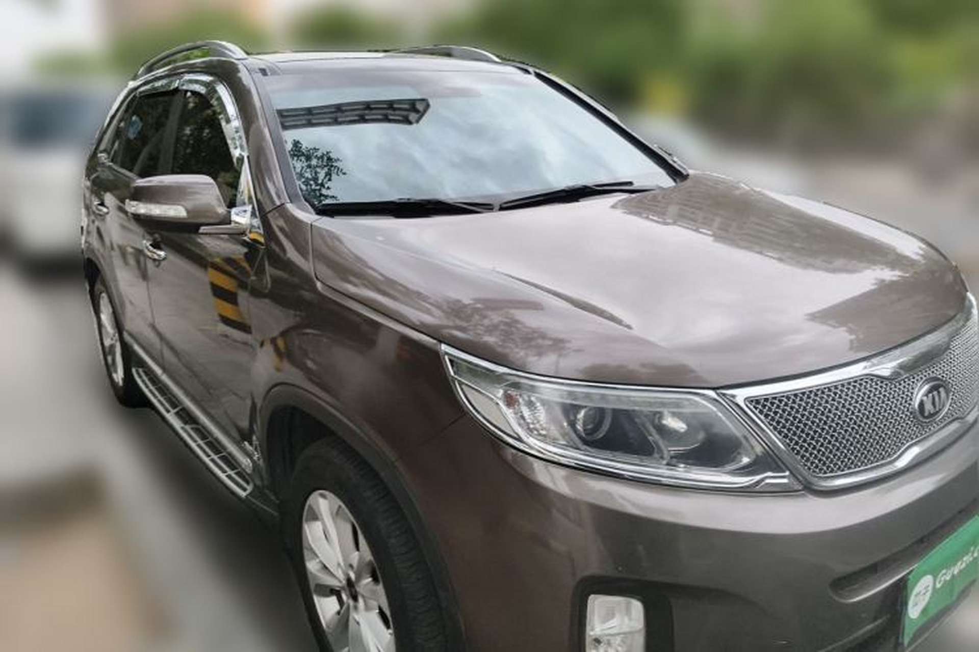 Used Kia Sorento 2013 2.4L 7-seat Gasoline Luxury Edition Front Right 45 Deg