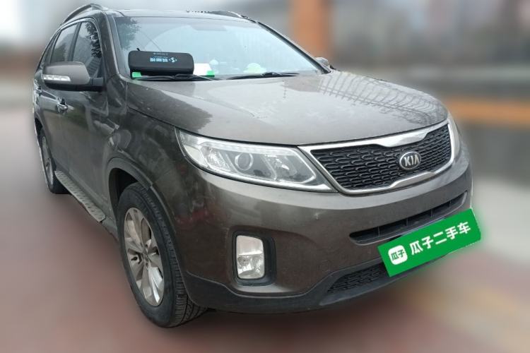 Used Kia Sorento 2013 2.2T 7-seat Diesel Luxury Edition Front Right 45 Deg