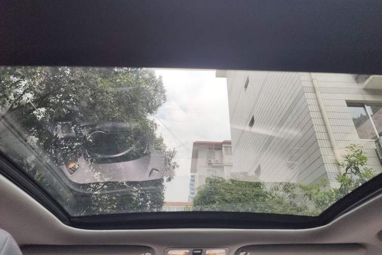 Used Kia Sorento 2013 2.4L 7-Seater Gasoline Comfort Version China IV Standard