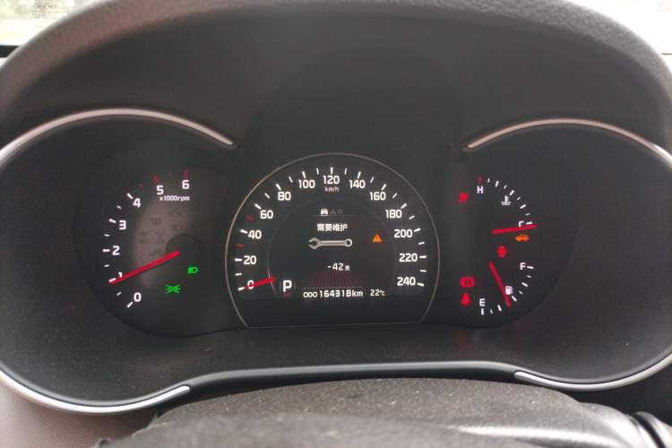 Used Kia Sorento 2013 2.2T 7-seat Diesel Luxury Edition Instrument Cluster