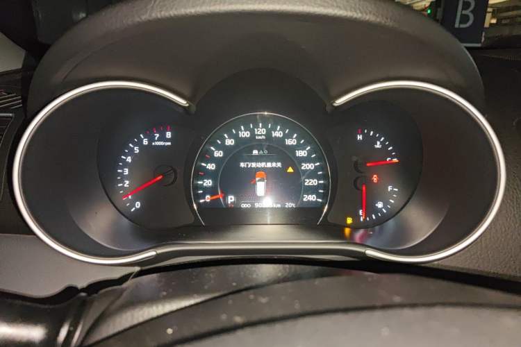 Used Kia Sorento 2013 2.4L 7-seat Gasoline Luxury Edition Instrument Cluster