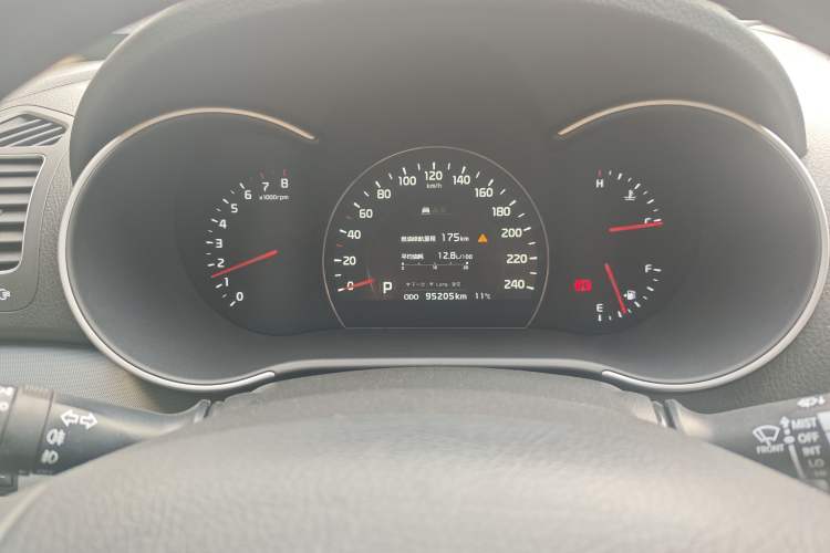 Used Kia Sorento 2013 2.4L 7-Seater Gasoline Luxury Version China IV Standard Instrument Cluster