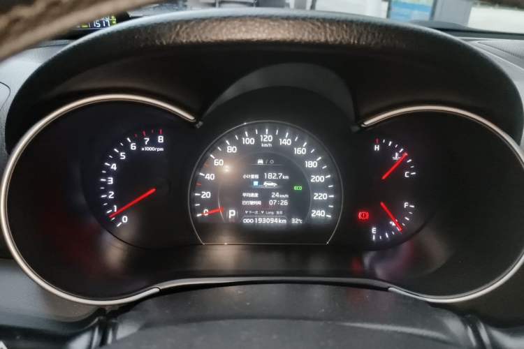 Used Kia Sorento 2013 2.4L 7-seat Gasoline Luxury Edition Instrument Cluster