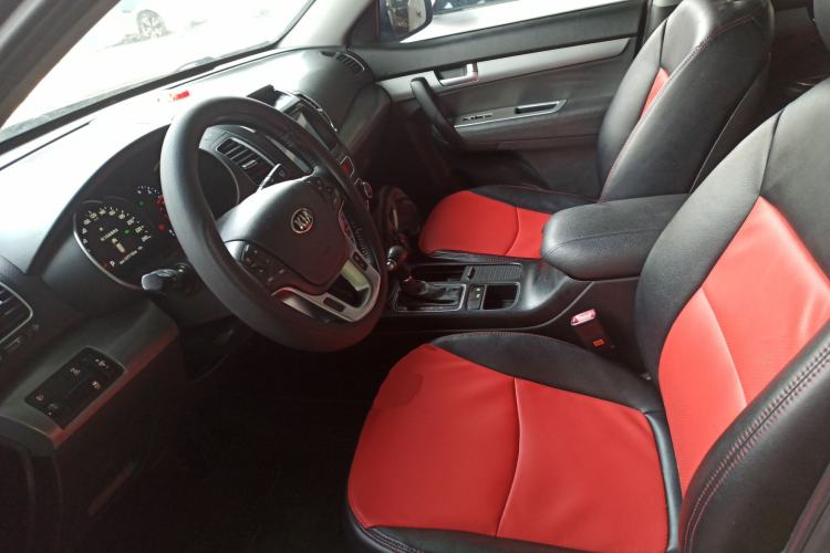 Used Kia Sorento 2013 2.4L 7-Seater Gasoline Comfort Version China IV Standard Left Front Seat