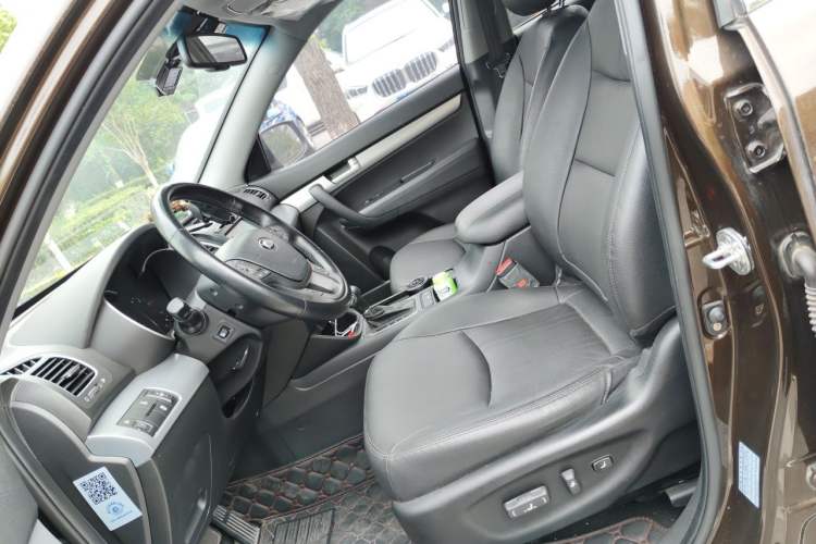 Used Kia Sorento 2013 2.2T 5-Seater Diesel Luxury Edition Left Front Seat